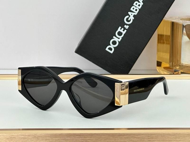 D&G Sunglasses 203